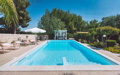 Villa Ferradina 4+2: Blu, Piscina, Ricorrere, Materiale Composito, Eco Hotel, Mobili Da Esterno, Tempo Libero, Hotel, Estate, Shade
