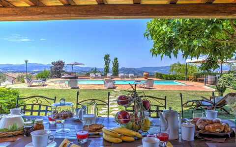 Casal del Salice 10: Cielo, Piscina, Ricorrere, Eco Hotel, Catena Montuosa, Mobili Da Esterno, Agriturismo, Estate, Hacienda, Lettino