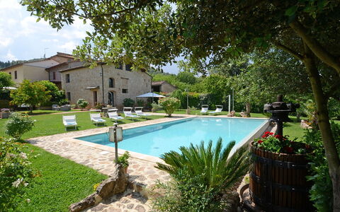 La Capanna di Franca 6+2: Piscina, Zona Residenziale, Casa, Ricorrere, Estate, Insediamento Umano, Villa, Hacienda, Landscaping, Giardino