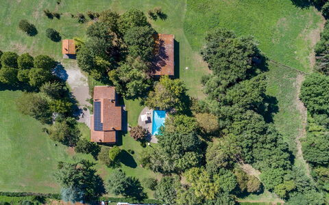Villa Rasena 6: Paesaggio, Plain, Zona Residenziale, Lotto, Casa, Pascolo, Casa, Area Rurale, Prato, Visione Globale