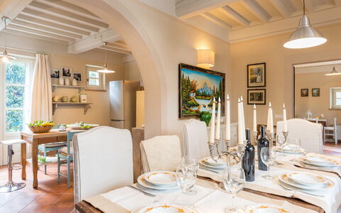 Albachiara 8: Mobilia, Interior Design, Parete, Sedia, Sala Da Pranzo, Tavolo, Pavimentazione, Cucina & Sala Da Pranzo Tavolo, Soffitto, Casa
