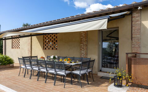 La Fonte di Santa Regina 8: Tenda, Tetto, Shade, Struttura Esterna, Terrazza, Cucina & Sala Da Pranzo Tavolo, Mobili Da Esterno, Sedia, Portico, Tavolo Esterno