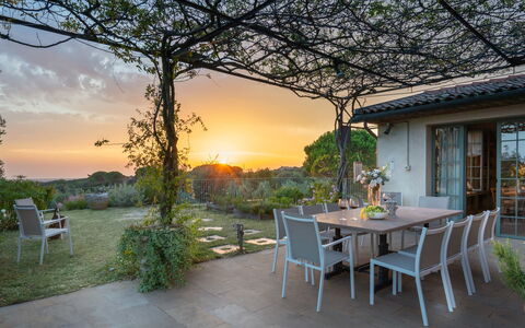 Casa del Vento 10: Mobilia, Mobili Da Esterno, Sedia, Tavolo, Tavolo Esterno, Cucina & Sala Da Pranzo Tavolo, Giardino, Lotto, Shade, Backyard
