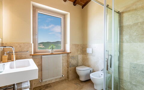 Il Poggiarellone 14: Parete, Pavimentazione, Interior Design, Pavimento, Idraulico Fixture, Camera, Soffitto, Idraulico, Rubinetto, Bagno