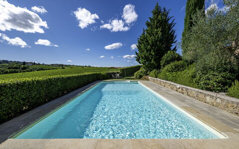 Casale dei 12: Blu, Acqua, Piscina, Arbusto, Materiale Composito, Giardino, Hedge, Landscaping, Giochi D'Acqua