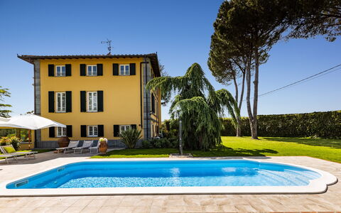Villa Luigina 8: Blu, Piscina, Estate, Eco Hotel, Villa, Prato, Ricorrere, Mobili Da Esterno, Hotel, Shade