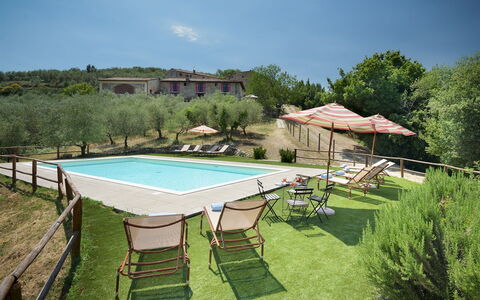 Villa la Poiana 10: Mobili Da Esterno, Estate, Agriturismo, Giardino, Piscina, Ricorrere, Hacienda, Backyard, Cortile, Prato