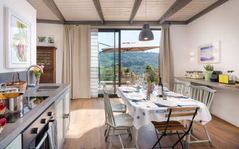 Podere Torre delle Sorgenti 4: Mobilia, Sedia, Tavolo, Interior Design, Cucina & Sala Da Pranzo Tavolo, Cucina, Sala Da Pranzo, Tavola, Casa, Camera