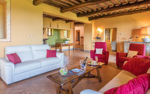Villa Il Foramasso 10+2: Mobilia, Interior Design, Pavimentazione, Parete, Pavimento, Camera, Divano, Legna, Casa, Soggiorno