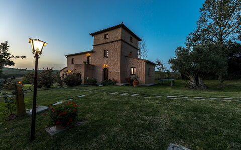 Casale Cinque Valli 8: Architettura, Paesaggio, Casa, Casa, Estate, Prato, Landscaping, Giardino, Cortile, Agriturismo