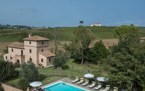 Casale Cinque Valli 8: Estate, Villa, Hacienda, Piscina, Hotel, Dimora