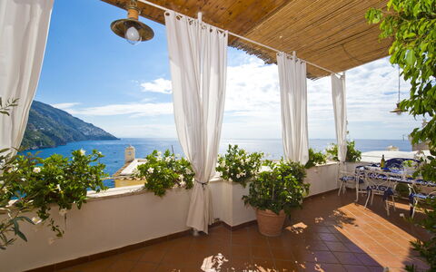 Casa Noemi 4+2: Blu, Vaso Di Fiori, Mare, Costiera E Morfologie Oceanic, Costa, Pianta Della Casa, Ricorrere, Oceano, Eco Hotel