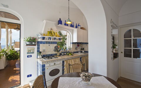 Casa Noemi 4+2: Interior Design, Mobilia, Arco, Casa, Sedia, Vaso Di Fiori, Pianta Della Casa, Sala Da Pranzo, Cucina & Sala Da Pranzo Tavolo, Modanatura
