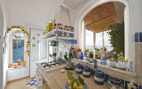 Casa Noemi 4+2: Mobilia, Casa, Sedia, Pianta Della Casa, Vaso Di Fiori, Cucina & Sala Da Pranzo Tavolo, Villa, Ricorrere, Cucina, Hacienda
