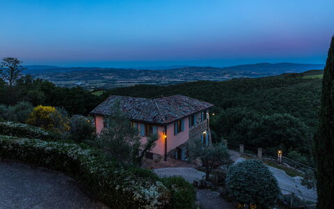 Dalmanuta 8: Collina, Paesaggio, Highland, Hill Station, Sera, Crepuscolo, Paesino Di Montagna, Chaparral, Notte