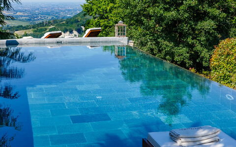 Il Castellaccio 8: Blu, Piscina, Acqua, Materiale Composito, Giochi D'Acqua, Ricorrere, Tempo Libero, Eco Hotel, Mobili Da Esterno, Shade