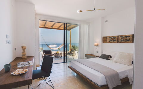 Villa Triscele 10: Mobilia, Camera Da Letto, Appartamento, Pavimento, Ricorrere, Mare, Letto, Sedia, Casa, Telaio Del Letto