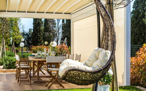 Villa Sole al Molino a Vento 8: Mobilia, Giardino, Mobili Da Esterno, Shade, Sedia, Struttura Esterna, Eco Hotel, Terrazza, Vaso Di Fiori, Pianta Della Casa