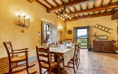 San Rocco 4: Mobilia, Parete, Tavolo, Cucina & Sala Da Pranzo Tavolo, Sedia, Interior Design, Sala Da Pranzo, Casa, Porta, Soffitto