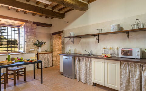 Santa Illuminata 12: Mobilia, Interior Design, Pavimentazione, Casa, Pavimento, Camera, Cucina, Cabinetry, Soffitto, Controsoffitto