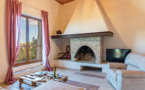 Casale Rasa 20+2: Interior Design, Pavimentazione, Mobilia, Legna, Pavimento, Soffitto, Camera, Focolare, Soggiorno, Sedia