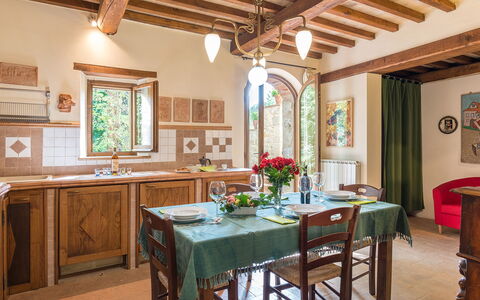 Mulino della Quercia 2+1: Mobilia, Interior Design, Parete, Legna, Pavimentazione, Soffitto, Tavolo, Sala Da Pranzo, Cucina & Sala Da Pranzo Tavolo, Camera