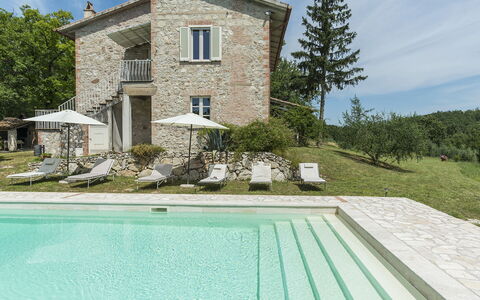 Villa la Corte 6: Casa, Villetta, Zona Residenziale, Casa, Estate, Agriturismo, Villa, Giardino, Piscina, Backyard