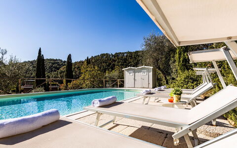 Torre Angelina 10+2: Piscina, Ricorrere, Casa, Eco Hotel, Mobili Da Esterno, Hotel, Villa, Estate, Lettino, Balcone