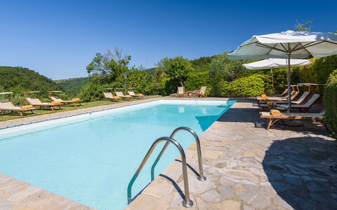 Marangole 12: Piscina, Eco Hotel, Ricorrere, Mobili Da Esterno, Tempo Libero, Lettino, Landscaping, Terme, Resort Citta ', Ombrello