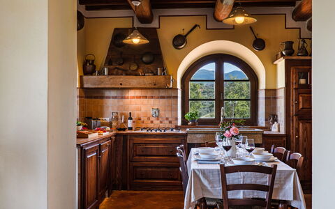 Le Macine 6: Mobilia, Interior Design, Legna, Cucina, Casa, Pavimentazione, Tavolo, Illuminazione, Camera, Soffitto
