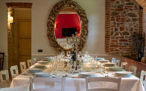 Podere Bellaria 18+2: Mobilia, Interior Design, Tavolo, Sedia, Tavola, Soffitto, Illuminazione, Sala Da Pranzo, Cucina & Sala Da Pranzo Tavolo, Camera