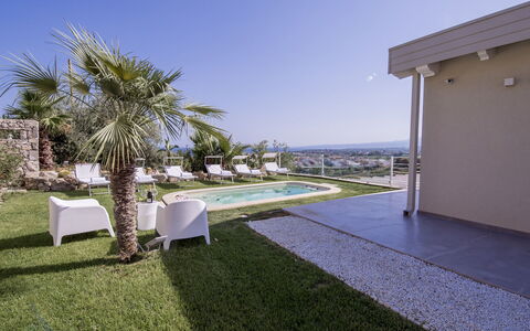 Villa Aura 6: Ricorrere, Estate, Landscaping, Piscina, Eco Hotel, Hacienda, Giardino, Villa, Hotel