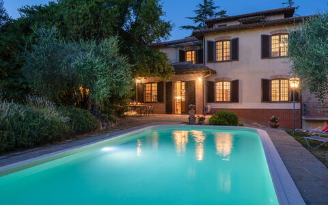 Villa Fiorentini 10: Piscina, Hacienda, Estate, Ricorrere, Villa, Terme, Pianta Della Casa, Eco Hotel, Backyard