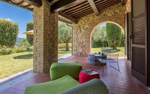 Villa Il Cedro 10+1: Architettura, Arco, Colonna, Giardino, Hacienda, Brick, Shade, Estate, Ricorrere, Terrazza