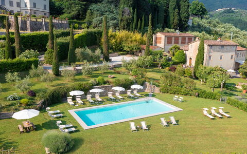 Villa Primo Sole 22: Giardino, Ricorrere, Landscaping, Piantagione, Estate, Giardino Botanico, Hacienda, Prato, Cortile, Hedge