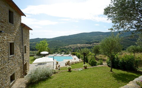 Torre la Ripa 8: Piscina, Ricorrere, Eco Hotel, Estate, Villa, Agriturismo, Villaggio, Hacienda, Paesino Di Montagna, Landscaping