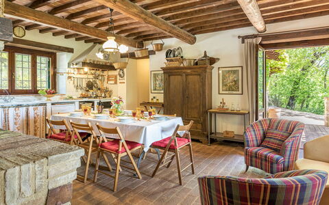 La Cerqua 8: Mobilia, Interior Design, Legna, Tavolo, Sedia, Cucina & Sala Da Pranzo Tavolo, Soffitto, Sala Da Pranzo, Casa, Illuminazione