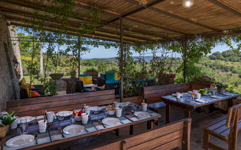 Podere San Ansano 14+2: Mobilia, Tavolo, Ristorante, Mobili Da Esterno, Tavolo Esterno, Sedia, Cucina & Sala Da Pranzo Tavolo, Eco Hotel, Cibo, Shade