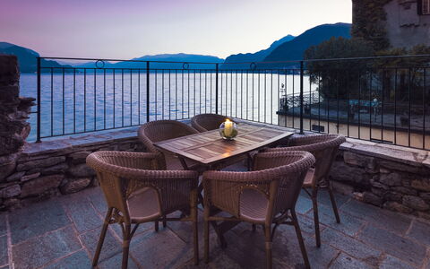 Villa Rivetta 6+2: Corpo D'Acqua, Mobilia, Tavolo, Costiera E Morfologie Oceanic, Sedia, Mobili Da Esterno, Costa, Tavolo Esterno, Lago, Mare
