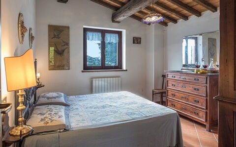 Villa Paola 6: Mobilia, Interior Design, Camera Da Letto, Letto, Casa, Pavimentazione, Camera, Illuminazione, Lenzuolo, Bedding