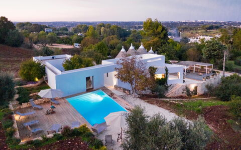 Trullo Santa Pazienza 6+3: Piscina, Blu, Ricorrere, Estate, Eco Hotel, Landscaping, Hacienda, Villa, Mobili Da Esterno, Giochi D'Acqua