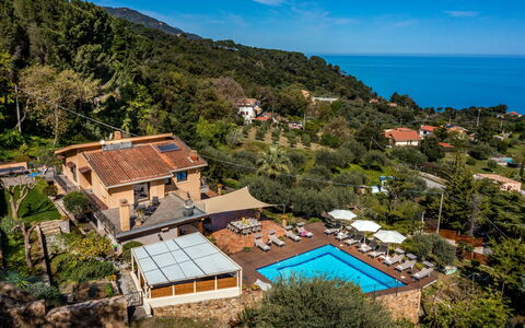 Villa Provenza 12+4: Ricorrere, Piscina, Visione Globale, Eco Hotel, Costa, Hill Station, Estate, Fotografia Aerea, Tempo Libero, Resort Citta '