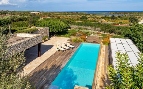 Villa Majoli 9: Blu, Piscina, Ricorrere, Eco Hotel, Tempo Libero, Mobili Da Esterno, Shade, Landscaping, Villa, Resort Citta '