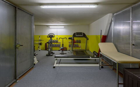 Villa Guidi 10: Pavimentazione, Pavimento, Soffitto, Camera, Palestra, Apparecchiatura Esercitazione, Macchina Per Allenamento