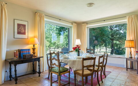Casale dei Tigli 8: Mobilia, Interior Design, Tavolo, Soffitto, Pavimentazione, Sedia, Sala Da Pranzo, Cucina & Sala Da Pranzo Tavolo, Camera, Pavimento