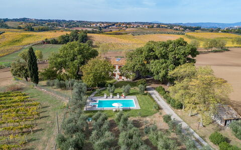 Casale le Tre Querce 8+1: Zona Residenziale, Casa, Estate, Casa, Lotto, Piscina, Giardino, Piantagione, Prato, Hacienda