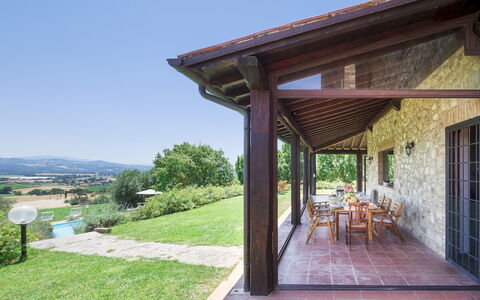 La Panoramica 8: Tetto, Portico, Villetta, Agriturismo, Porta, Giardino, Shade, Estate, Struttura Esterna, Cortile