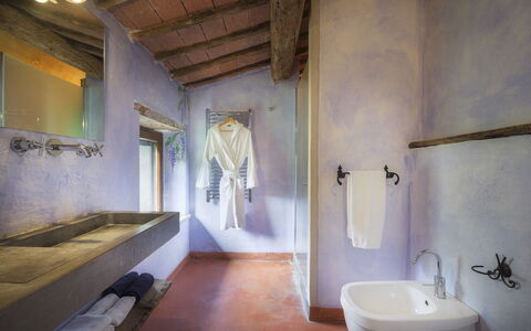Casa di Pan 6: Parete, Pavimentazione, Idraulico Fixture, Pavimento, Interior Design, Soffitto, Idraulico, Rubinetto, Bagno, Piastrella