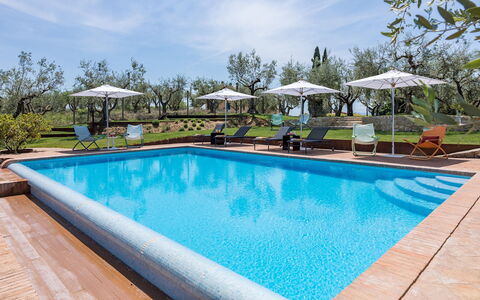 Le Residenze dei Potti 12: Piscina, Blu, Ricorrere, Mobili Da Esterno, Mobilia, Lettino, Eco Hotel, Giardino, Shade, Landscaping