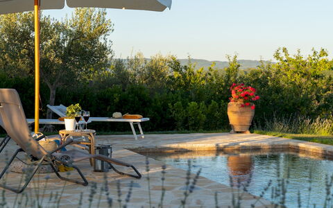 Country House Lo Spigo 4: Mobilia, Mobili Da Esterno, Ombrello, Sedia, Piscina, Shade, Lettino, Giardino, Tavolo Esterno, Vaso Di Fiori